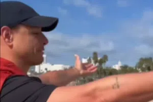 Chicharito Hernández reaparece para burlarse de su penal fallado ante Cruz Azul