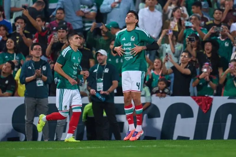 Johan Vásquez y Edson Álvarez con la Selección Mexicana | MEXSPORT