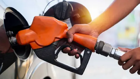 Países con la gasolina más cara y la más barata: ¿En que lugar está México?