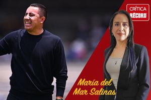 Pumas, entre leyendas y promesas: el liderazgo que Efraín debe construir