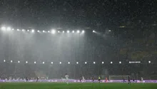 Palcos del Camp Nou no resisten la lluvia torrencial en Barcelona