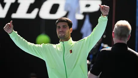 Carlos Alcaraz vence a Tommy Paul y avanza a Cuartos de Final del Australian Open