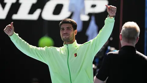 Carlos Alcaraz vence a Tommy Paul y avanza a Cuartos de Final del Australian Open