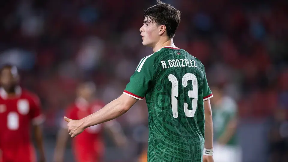 Hormiga González y otros jugadores jóvenes que despuntaron antes de un Mundial