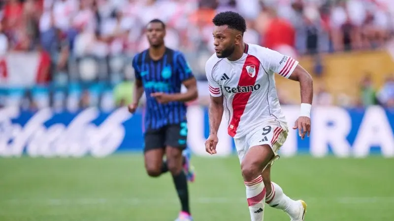 Miguel Borja en partido con River Plate | MEXSPORT