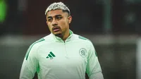 Julián Araujo fue titular con Celtic ante Hearts; fue amonestado al 79