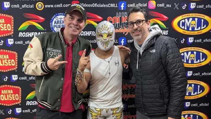 Christian Martinoli estuvo presente en una función del Consejo Mundial de Lucha Libre