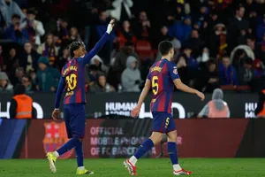 Superlíder en casa: Barcelona golea al Oviedo y recupera la parte alta de la tabla