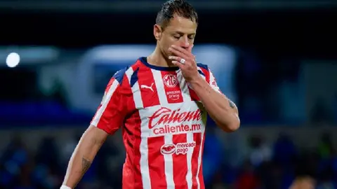 Chicharito y Henry Martín no interesan al Atlante