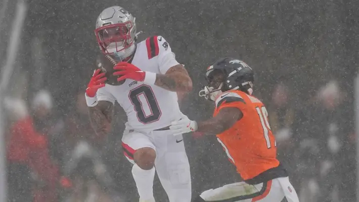 Intercepción del colombiano Christian González selló el pase de los New England Patriots al Super Bowl LX