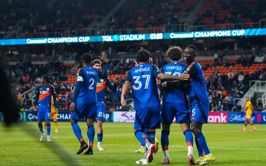 Jugadores de Cincinnati festejando un gol ante O&M| X @fccincinnati