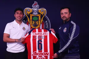 Guadalajara asegura la continuidad de Govea, Whalley y Sandoval