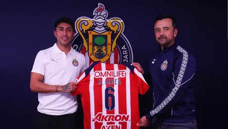 Guadalajara asegura la continuidad de Govea, Whalley y Sandoval