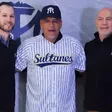 Sultanes de Monterrey presenta a Henry Blanco como su nuevo manager