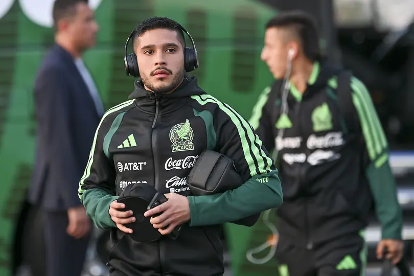 Selección Mexicana llegando al Estadio Corregidora I IMAGO7