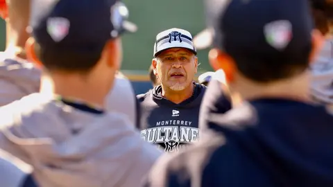 Primer entrenamiento de Henry Blanco con Sultanes | @ SultanesOficial