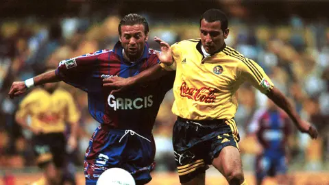 América y Atlante, en partido en el Estadio Azteca, en el Verano 2000. l MEXSPORT