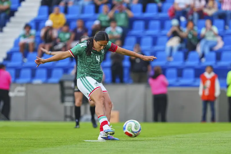 Rebeca Bernal con la Selección Mexicana en el Estadio Ciudad de los Deportes | IMAGO7