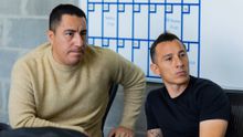 Andrés Guardado con Efraín Juárez en Cantera | X @PumasMX
