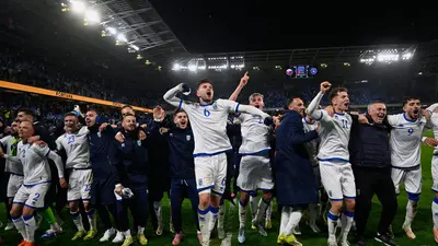 Kosovo viene de atrás para eliminar a Eslovaquia y está a un paso del Mundial