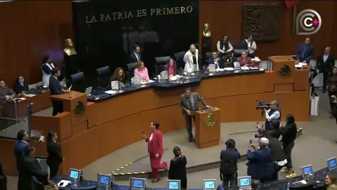 Debido al pleito se pidió un receso de 10 minutos para que los ánimos se calmaran / Redes Sociales
