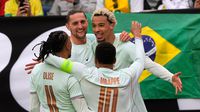 Mbappé lidera a Francia ante un Brasil sin contundencia y con un Vinicius gris