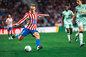 Pablo Barrios con Atlético de Madrid ante Athletic Club en LaLiga 2025-26 | AFP