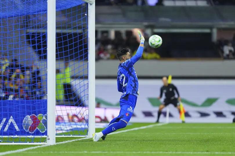 Camilo ataja penal vs América | IMAGO7