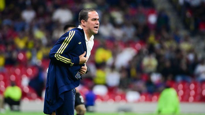 André Jardine durante el partido de América contra Atlas | IMAGO 7