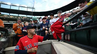 Medias Rojas de Boston despiden a Alex Cora y compañía