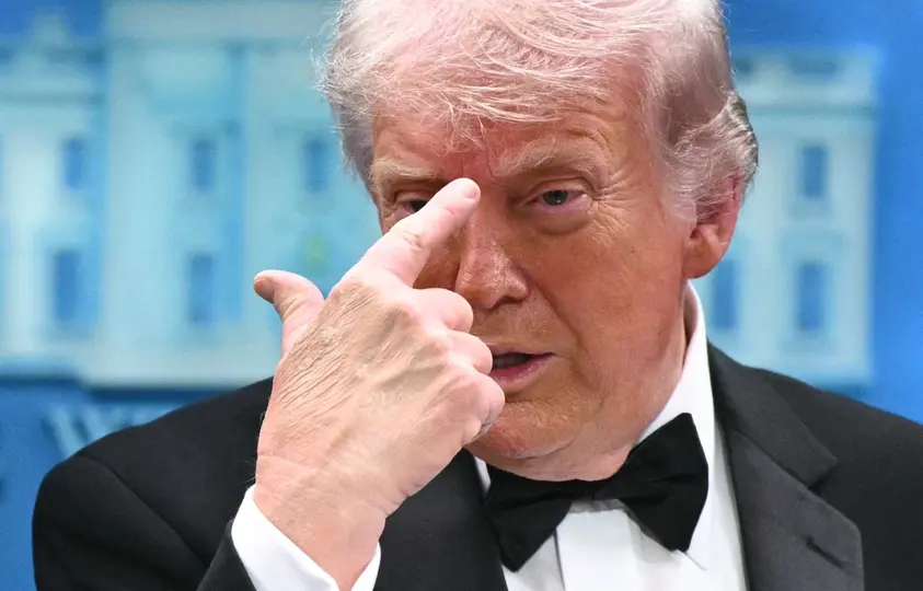 El presidente Donald Trump fue evacuado del evento tras la activación de protocolos de seguridad./ AFP
