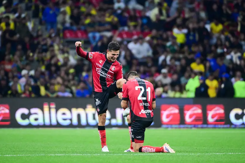Poncho González en celebración en el partido de América contra Atlas | IMAGO 7