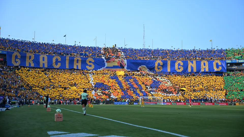 Mosaico a Gignac por parte de la afición l IMAGO7