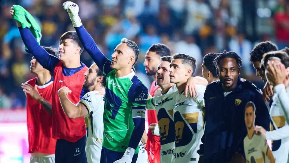 Pumas celebrando su triunfo ante Pachuca en el Estadio Hidalgo | MEXSPORT