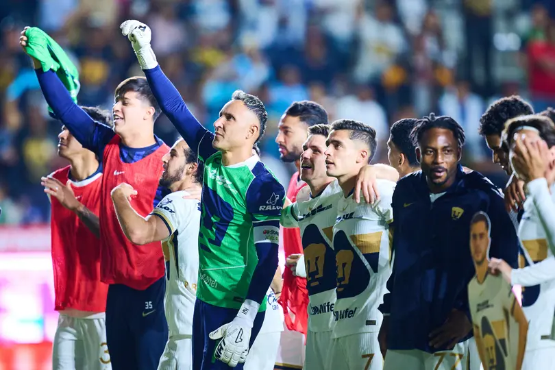 Pumas celebrando su triunfo ante Pachuca en el Estadio Hidalgo | MEXSPORT