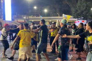 ¡Lamentable! Aficionados de América pelean entre ellos después de la derrota ante Atlas