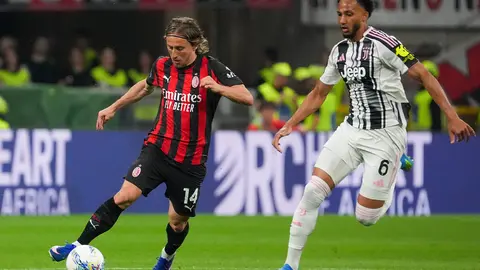 Luka Modric en el partido de AC Milan contra Juventus | AP