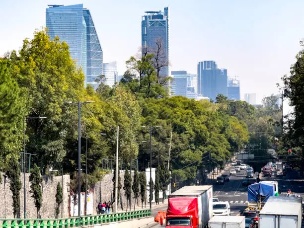 El Doble Hoy No Circula aplica este 26 de abril de 2026 por la contingencia Fase I en CDMX.7 Pixabay