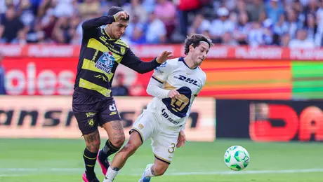 ¿Era penal? Polémica decisión a favor de Pumas ante Pachuca