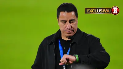 Efraín Juárez tiene seis meses más en Pumas, pero ya le metió suspenso a la película