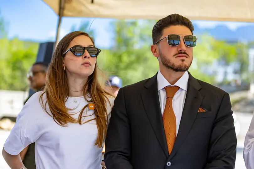 Morena asegura que el Gobernador y su esposa estarían triangulando recursos públicos / Especial