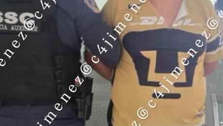 Aficionado de Pumas golpea y amenaza a su vecina tras burlas por derrota ante Cruz Azul en CDMX