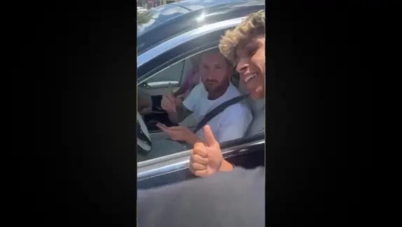 ¡Enorme, Messi! El gran gesto de La Pulga con un fanático