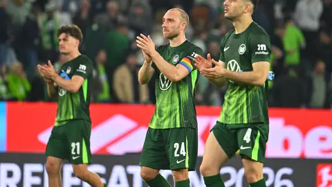 ¡Histórico! Wolfsburg, con Eriksen como capitán, desciende en Alemania