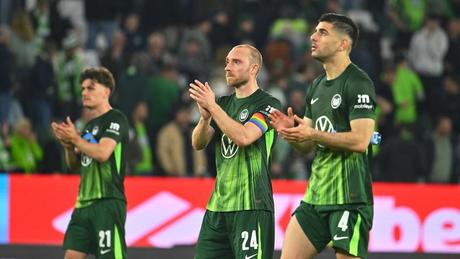 ¡Histórico! Wolfsburg, con Eriksen como capitán, desciende en Alemania