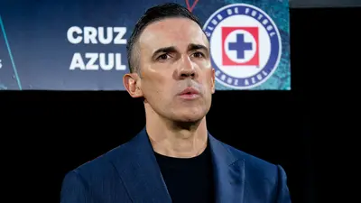¡Sin resentimiento! Vicente Sánchez se sumó a las felicitaciones a Cruz Azul por la Décima