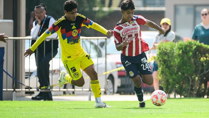 Miguel Carreón con América en la Sub-21 de la Liga MX | IMAGO 7