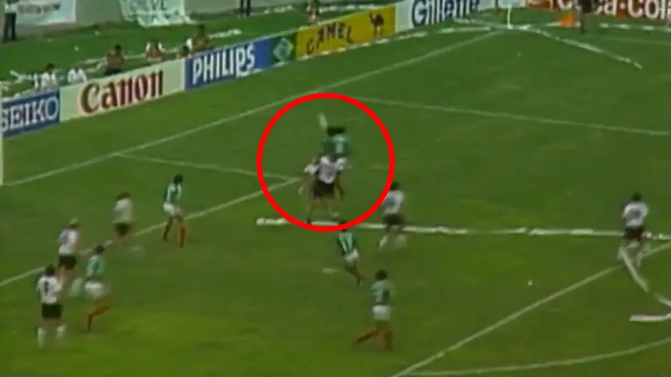 El árbitro anuló el gol del Abuelo Cruz por una falta previa al remate del mexicano | CAPTURA