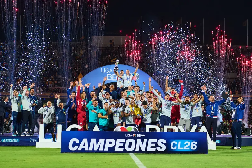 Cruz Azul en celebración tras la obtención de la Décima en la Liga MX | MEXSPORT