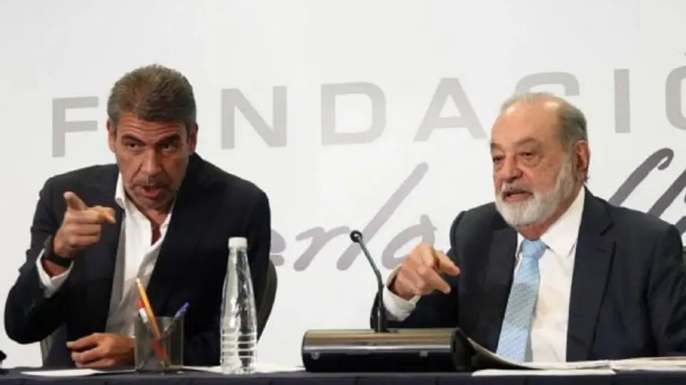 Carlos Slim Helú y Arturo Elías Ayub iban en representación de los empresarios de México / Redes Sociales